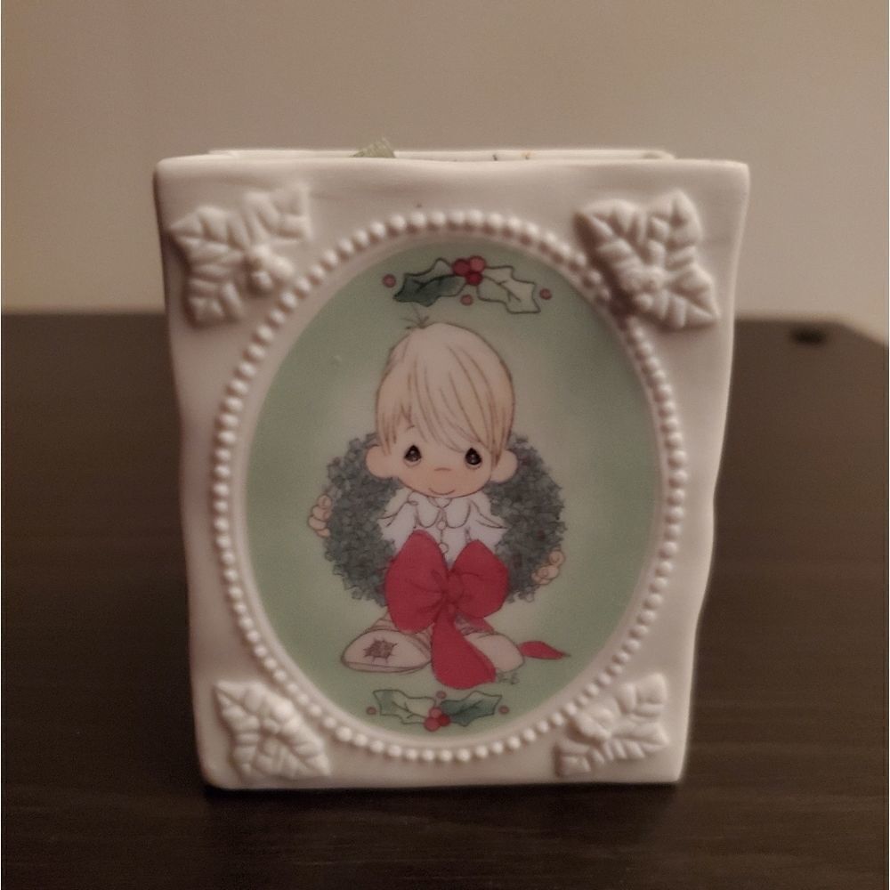 Precious Moments Christmas Figurine